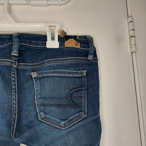 Womans Low Rise American Eagle Skinny Jeans - Picture 9 of 13